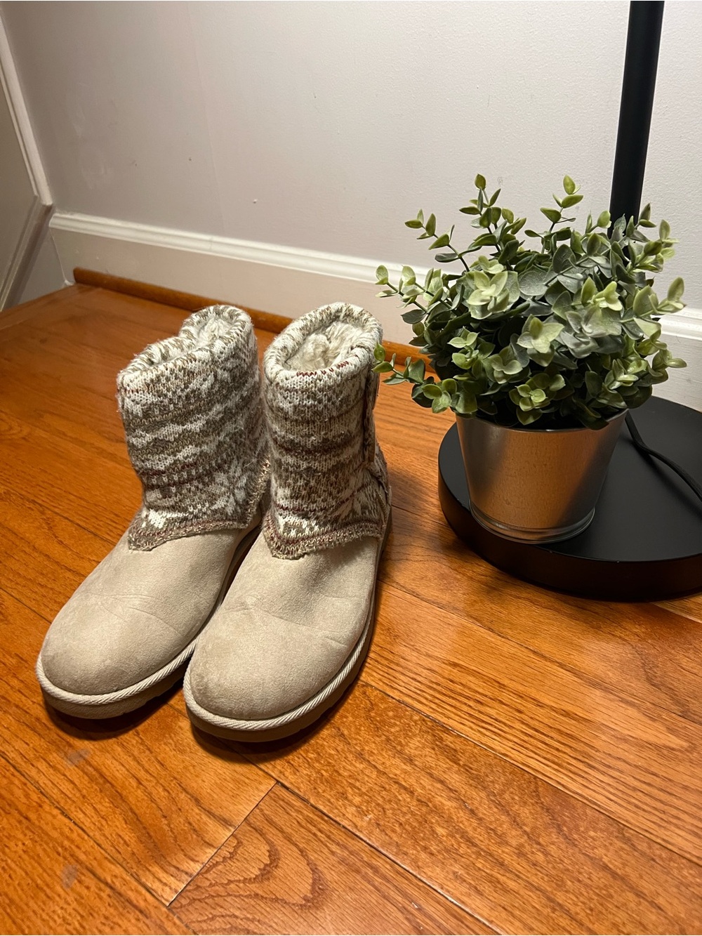 Women's Knit-Cuff Cozy Slipper Boots - Light Taupe